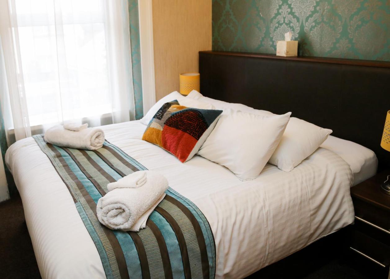 Avarest House Bb Adults Only Portrush Exterior photo
